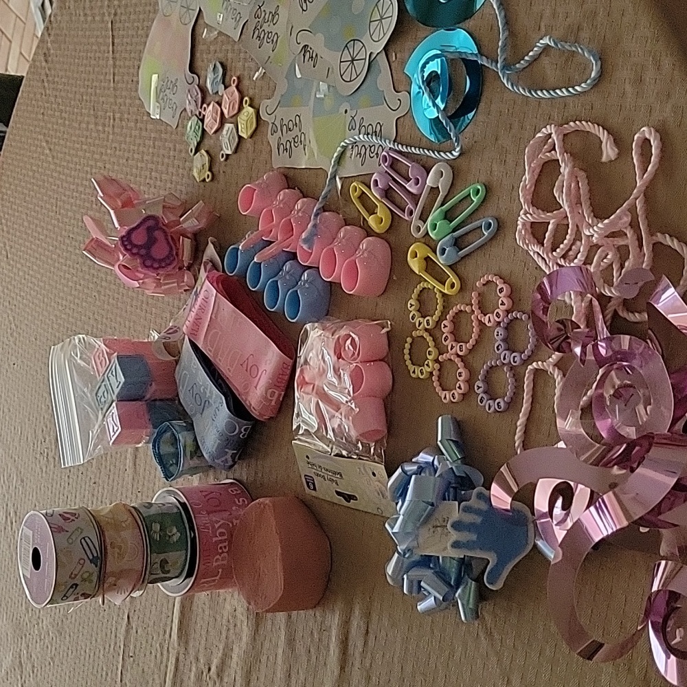 👶 REVEAL PARTY, GENDER/BABY SHOWER LEFTOVERS NEW/USED, NEW GIFT STICK-ONS